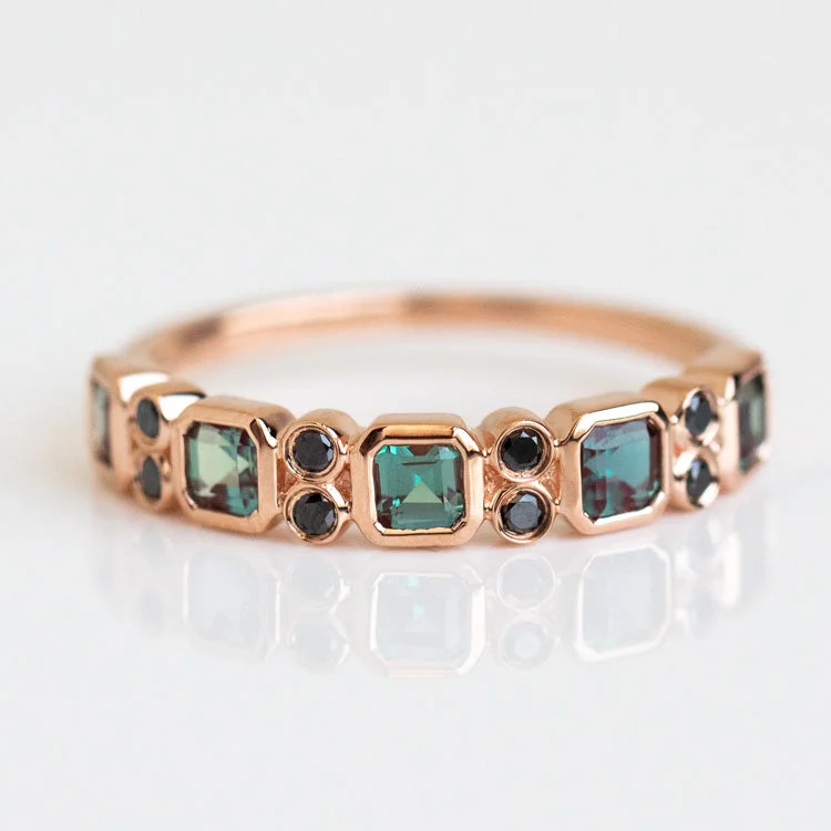 Flash Sale On Stunning Jewelry – Don't Miss Out 10kt Rose Gold Alexandrite & Black Diamond Juniper Ring