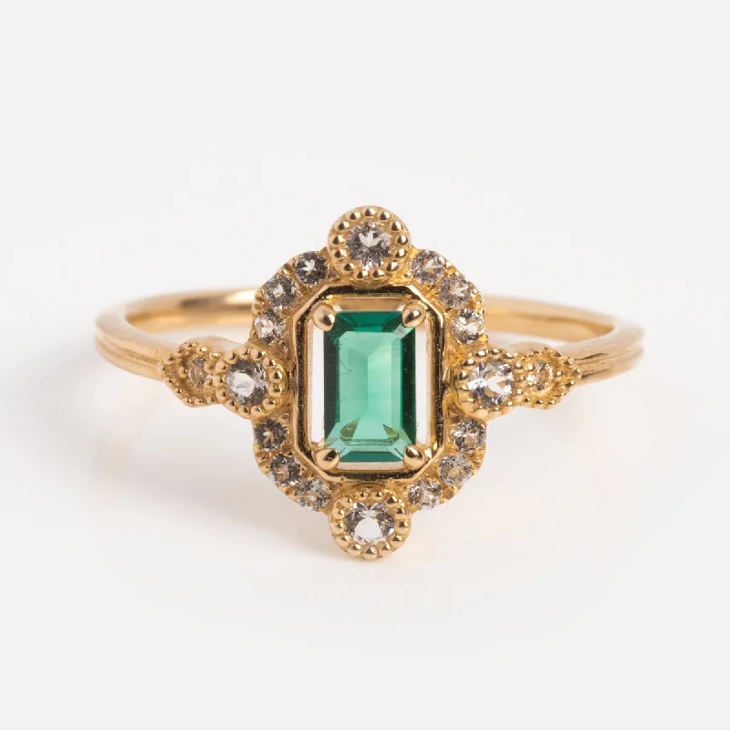 Flash Sale On Exquisite Jewelry – Don't Miss Out 14k Vintage Inspired Emerald Shield Ring