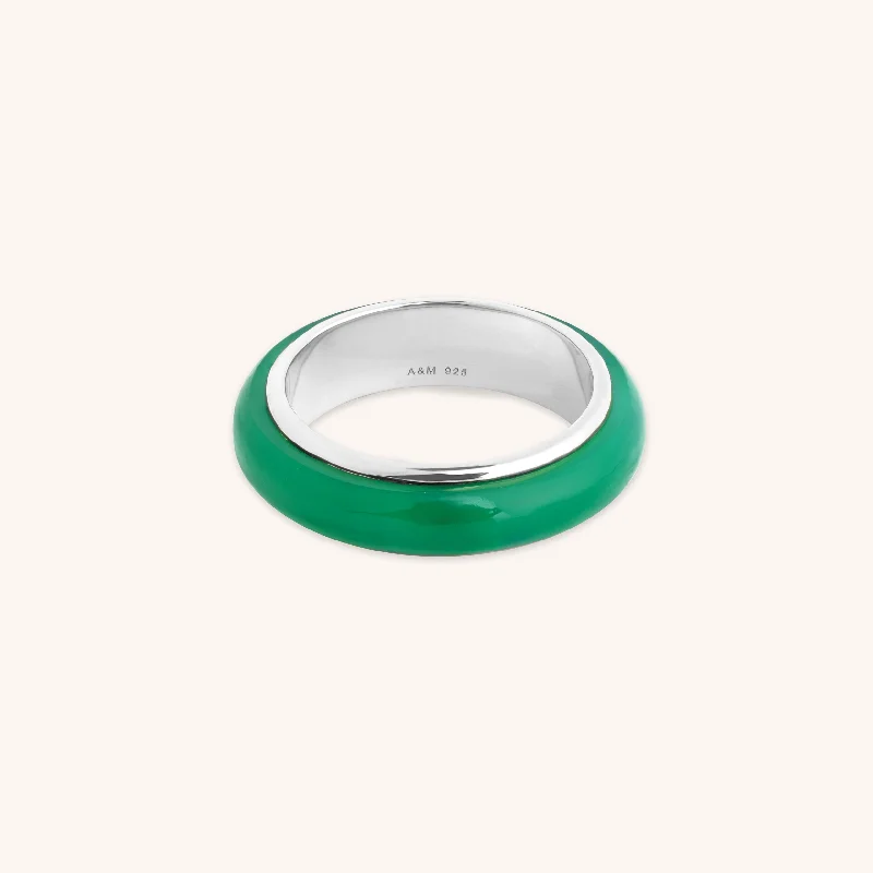 Luxury Jewelry Now At Special Promotional Rates Green Onyx Carved Stone Ring in Silver