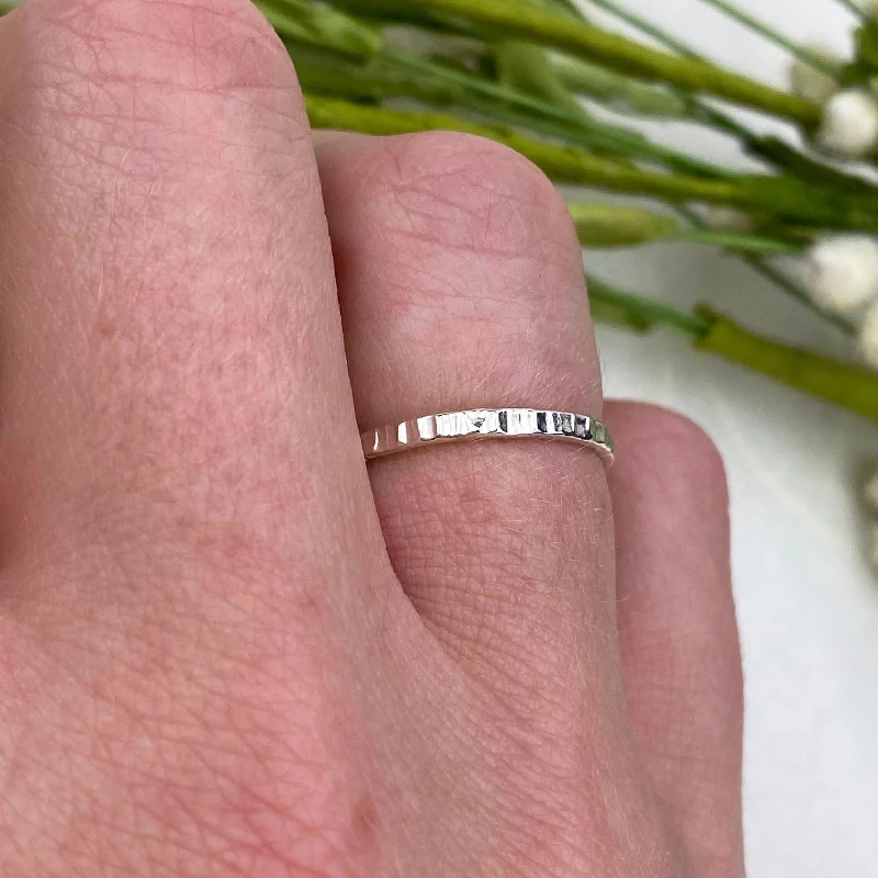 Trendy Minimalist Jewelry For Everyday Wear Halo Stacking Ring