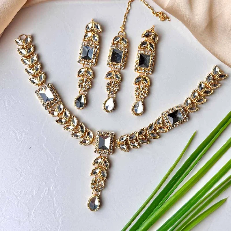 Your Perfect Accessory Now At The Best Price Insha Set (White)