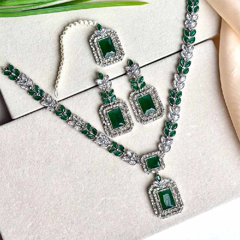 Get Ready To Sparkle – Special Jewelry Discounts Kiara Set (Dark Green)