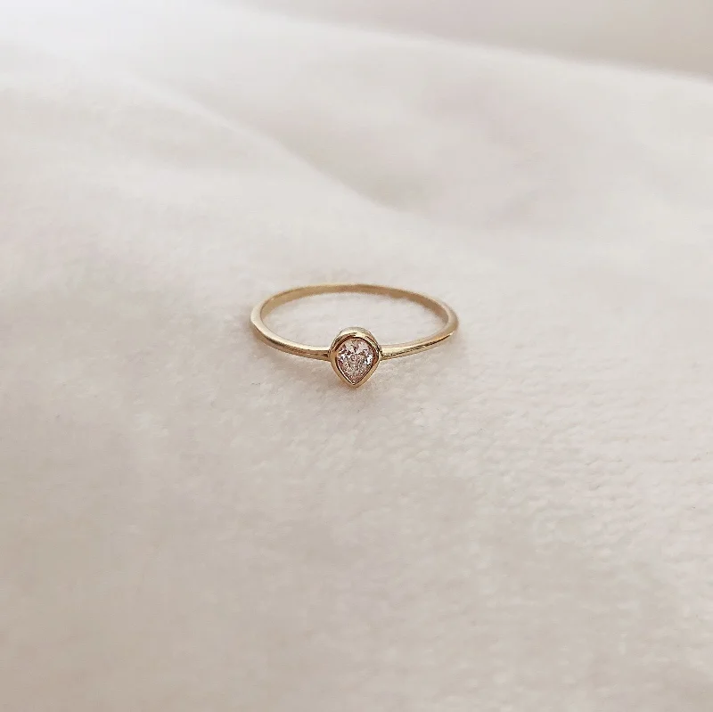 High-End Jewelry, Now More Affordable Than Ever Lucinda - Teardrop Ring