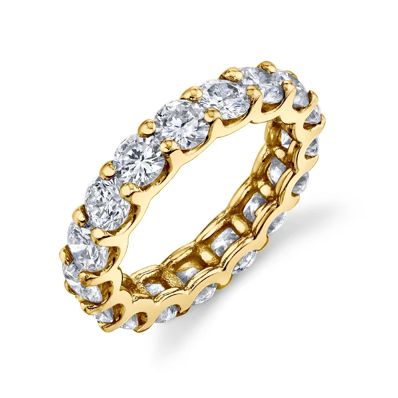 Versatile Layering Jewelry For Effortless Chic MEN'S ROUND DIAMOND ETERNITY BAND