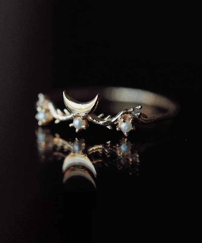 Flash Sale On Stunning Jewelry – Don't Miss Out Moon Guardian Ring - Ready-to-ship