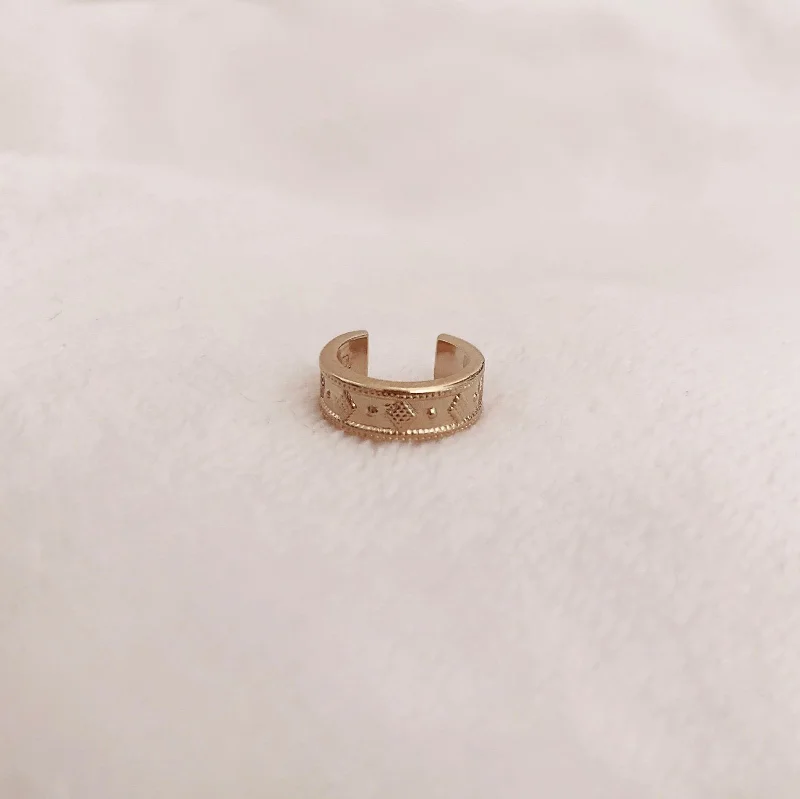 Shop Stylish Jewelry Now And Save Big Shae - Boho Ear Cuff
