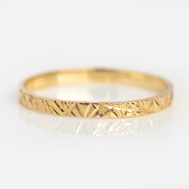 Exclusive Jewelry Offers – Sparkle For Less Solid Gold Etched Band Ring