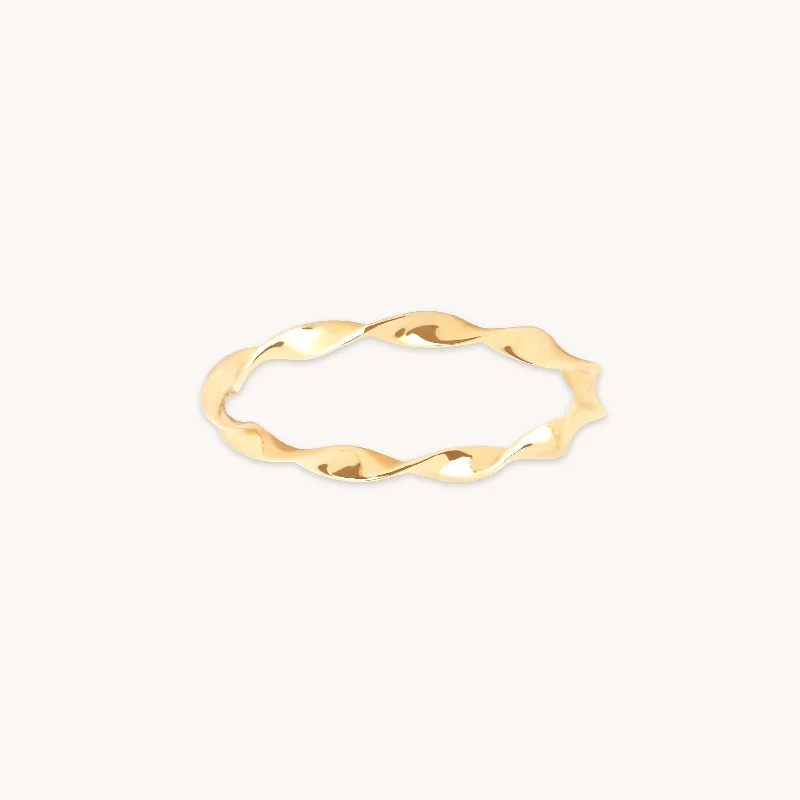 Holiday Jewelry Sale – Perfect Gifts At The Best Prices Twist Band Ring in Solid Gold
