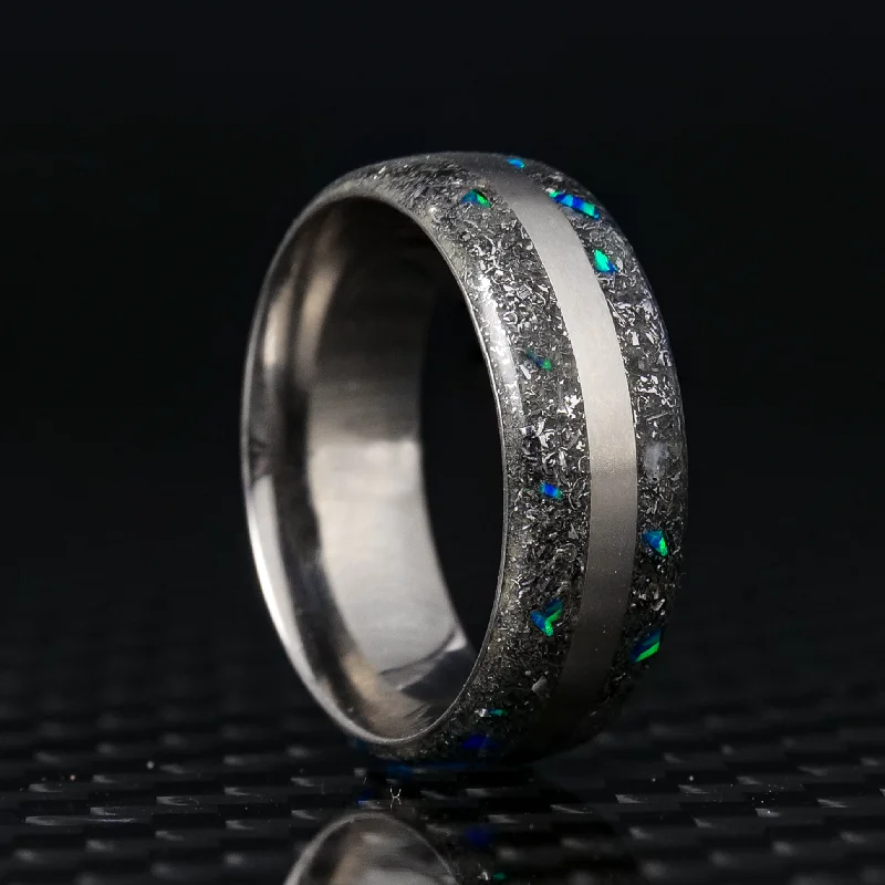 Make Your Outfit Shine With Discounted Jewelry Periphery Star Dust™ Glowstone Ring