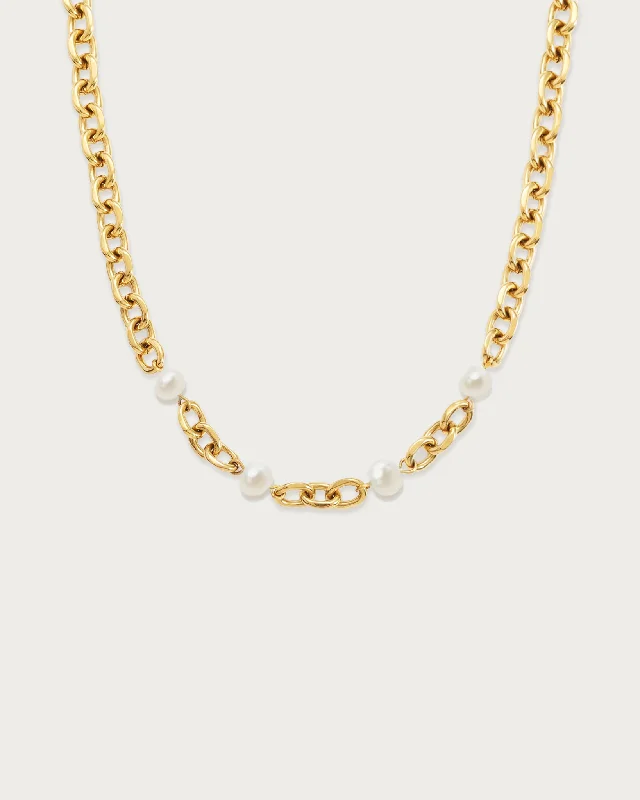 Limited-Time Jewelry Sale – Don't Miss These Deals Gold Essence Pearl Necklace