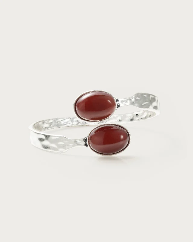 Timeless Elegance At Unbelievable Discounts Honeymoon Bangle