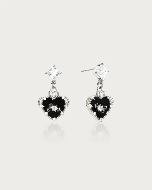 Elegant Necklaces And Bracelets At Limited-Time Offers Mira Earrings in Silver