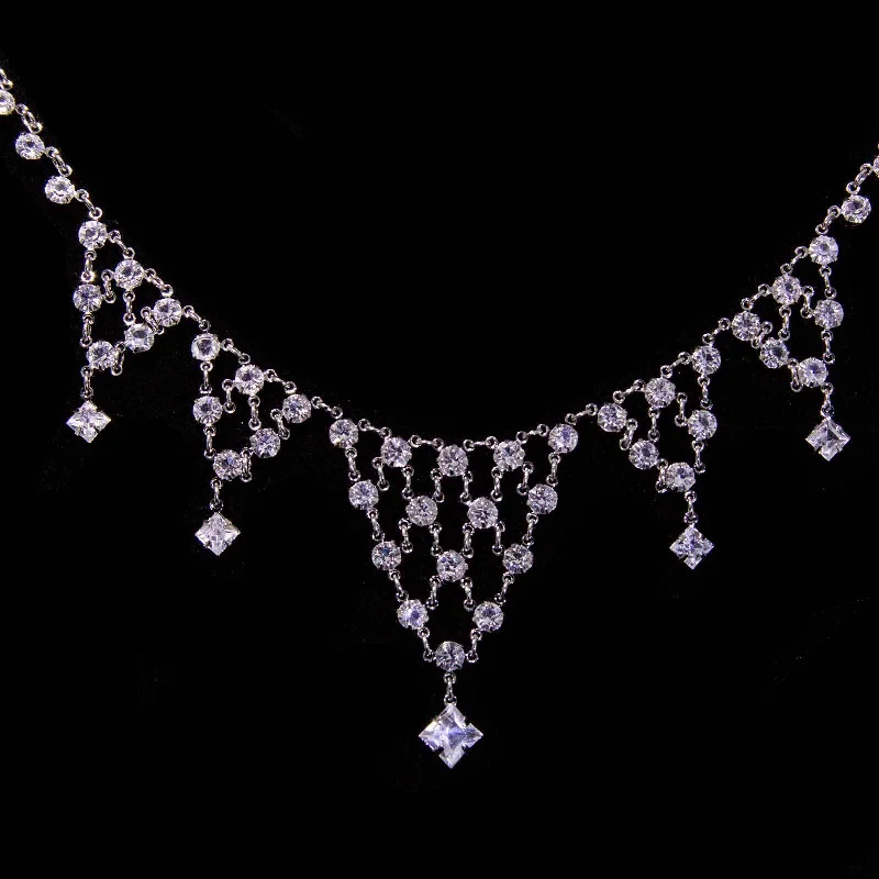 Trendy Minimalist Jewelry For Everyday Wear 1928 Jewelry Round And Square Austrian Crystal Drop Necklace 15"