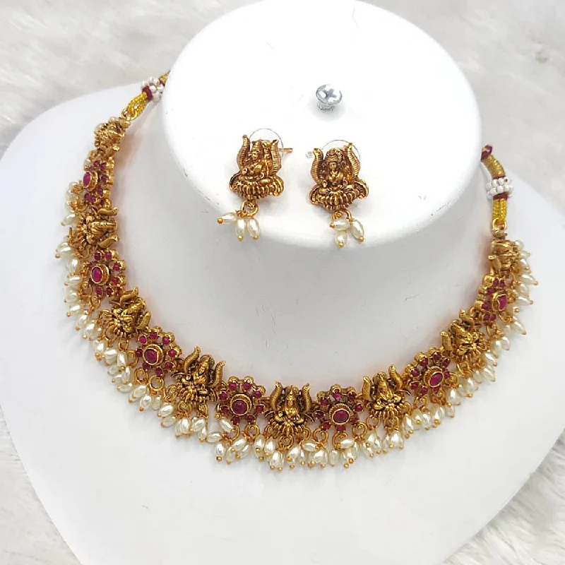 Grab Your Favorite Jewelry At The Lowest Prices Lucentarts Jewellery Gold Plated Pota Stone And Pearl Temple Necklace Set