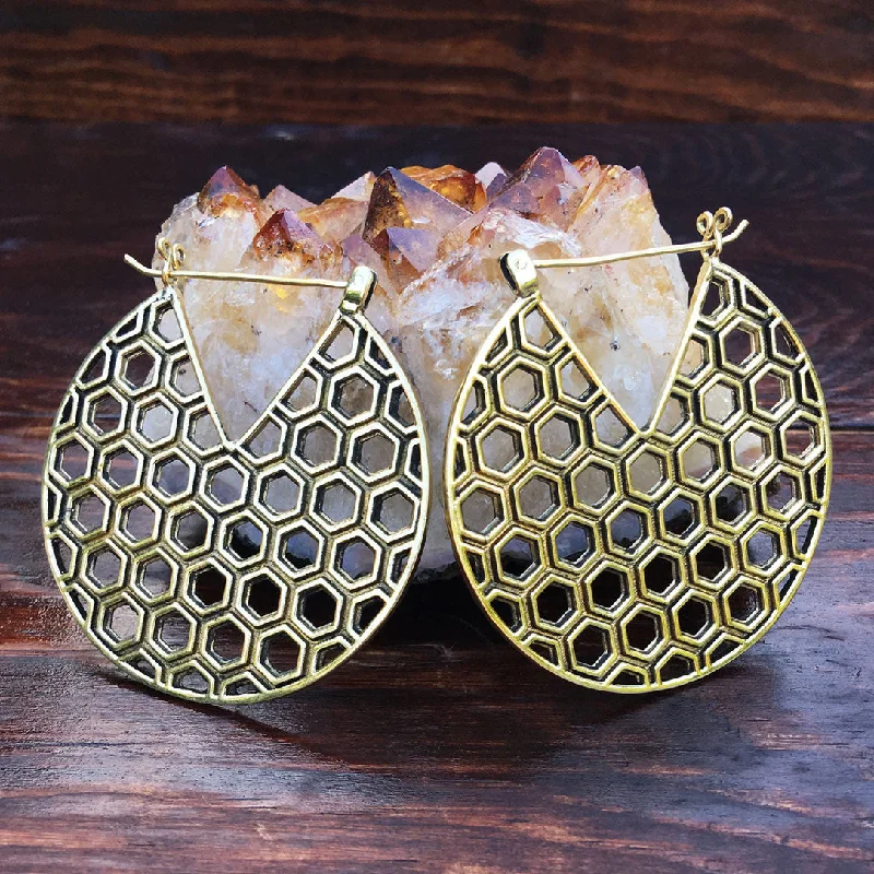 Limited-Time Jewelry Sale – Elegant Styles At Less <span>BRE-268<span>: </span></span>Honeycomb Hoops
