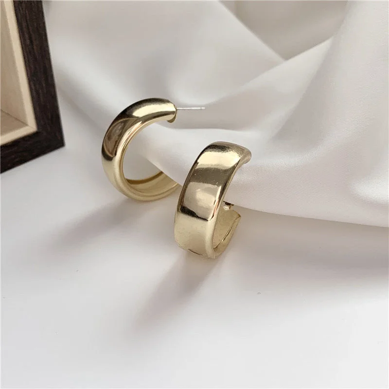 Big Discounts On Elegant Jewelry Collections just-lil-things-gold-earring-pin-earring-jlt10304