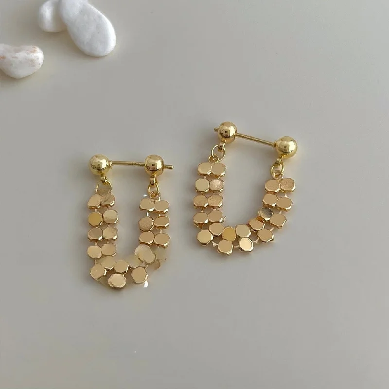 High-End Jewelry, Now More Affordable Than Ever Elegant Hexagonal Link Gold Hoop Earrings jlt11793
