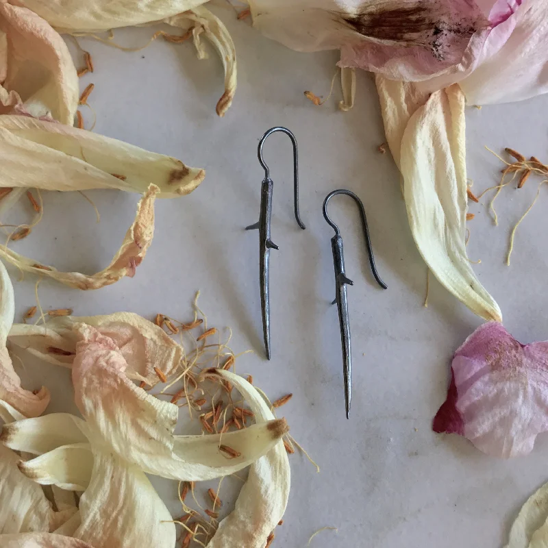 Best Jewelry Deals – Shop Premium Pieces At Great Prices Little Black Thorn Earring Hook