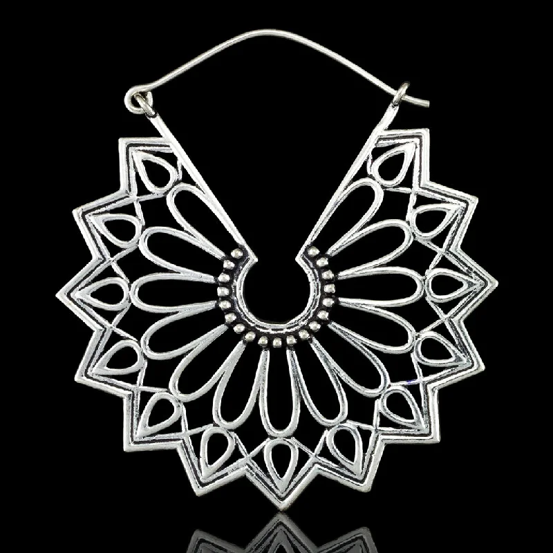 Jewelry Flash Sale – Stylish Designs At Unbeatable Rates <span>ASE-303<span>: </span></span>Lucidity Hoops