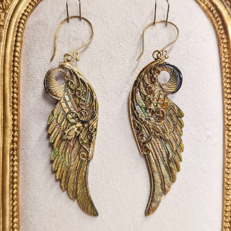Holiday Jewelry Sale – Perfect Gifts At The Best Prices <span>ETS-020<span>: </span></span>Pearl Wings - Shell in Brass