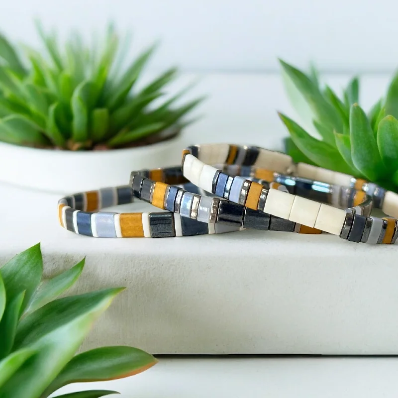 Grab Exquisite Jewelry At The Lowest Prices DAKOTA - 3 Tila Bracelet Stack