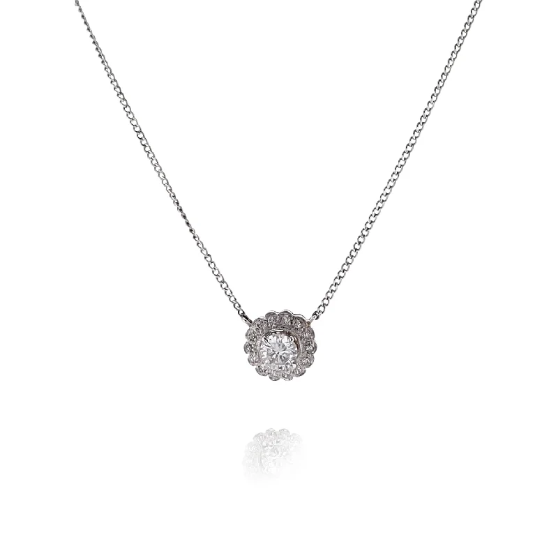 Handcrafted Beauty At Affordable Prices Estate 14 Karat White Gold Stationary Diamond Pendant Necklace