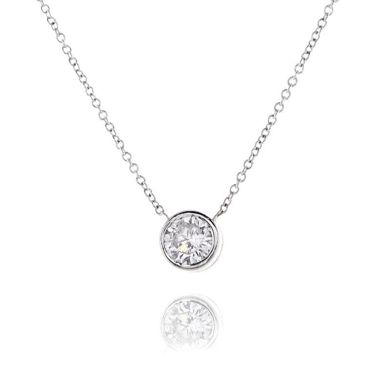 Stunning Jewelry At Even More Stunning Prices Estate 14 Karat White Gold Stationary Solitaire Diamond Pendant Necklace