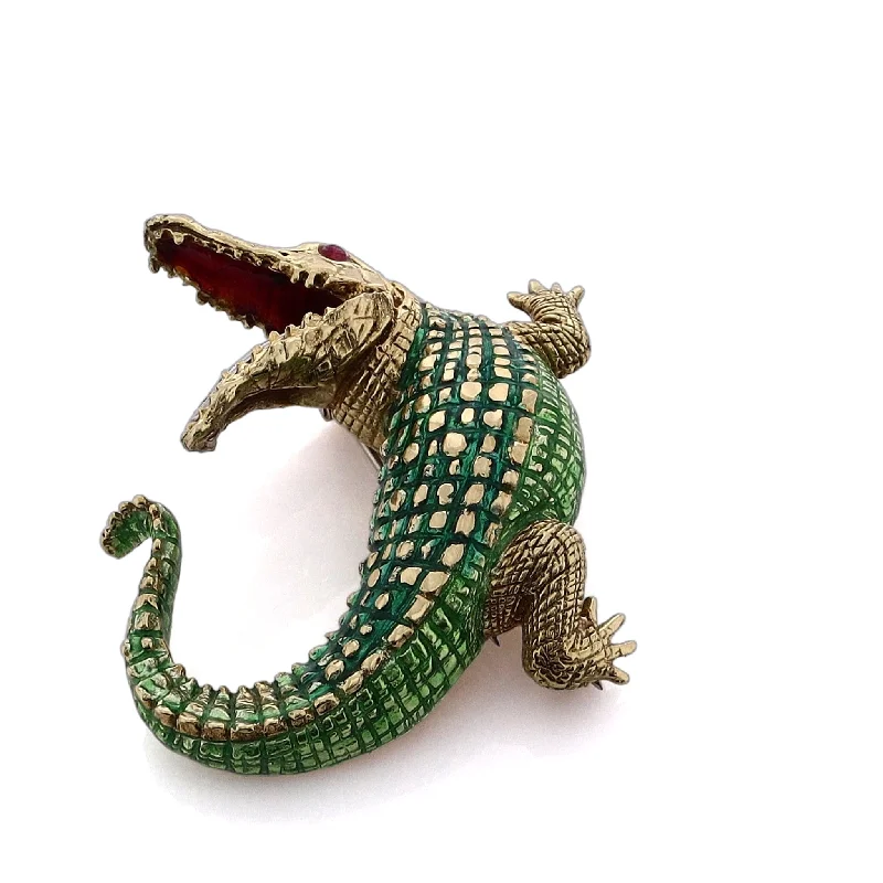 Handcrafted Beauty At Affordable Prices Estate 18 Karat Yellow Gold Green Enamel Gator Diamond and Ruby Brooch
