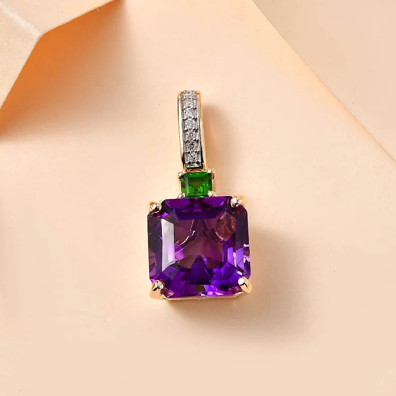 Don't Miss Our Biggest Jewelry Sale Of The Season Gold, Diopside and Diamond Pendant